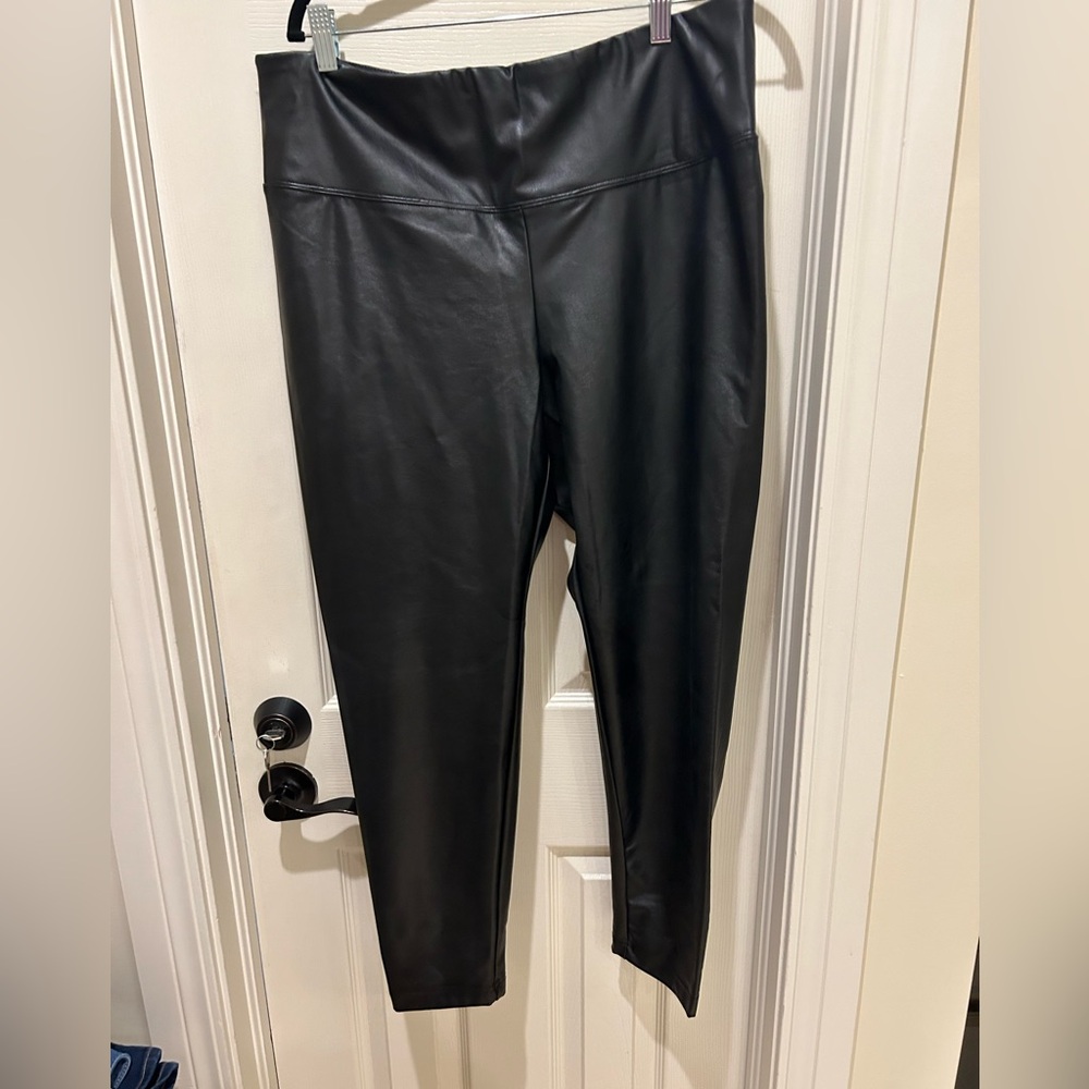 Catharine Malandrino Woman faux leather skinny pants leggings 1X NWT